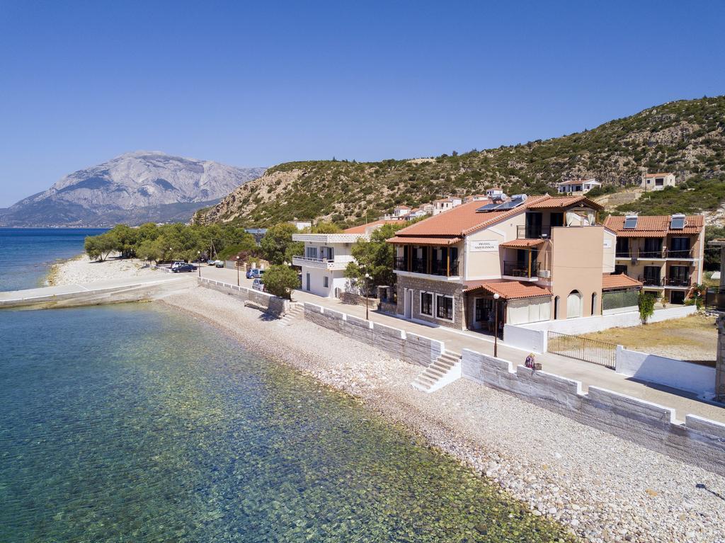 Amfilissos Hotel Koumeika Exterior photo